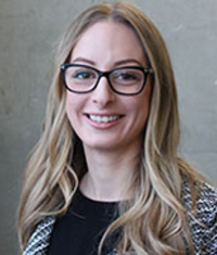 Dr. Eva Pila